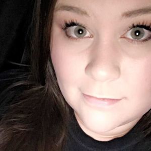 Meet your Posher, Devin